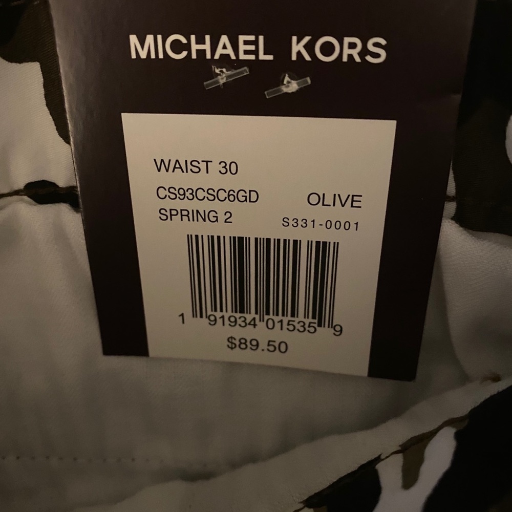 š„Host Pickš„Michael Kors stretch camo shorts - Picture 4 of 4